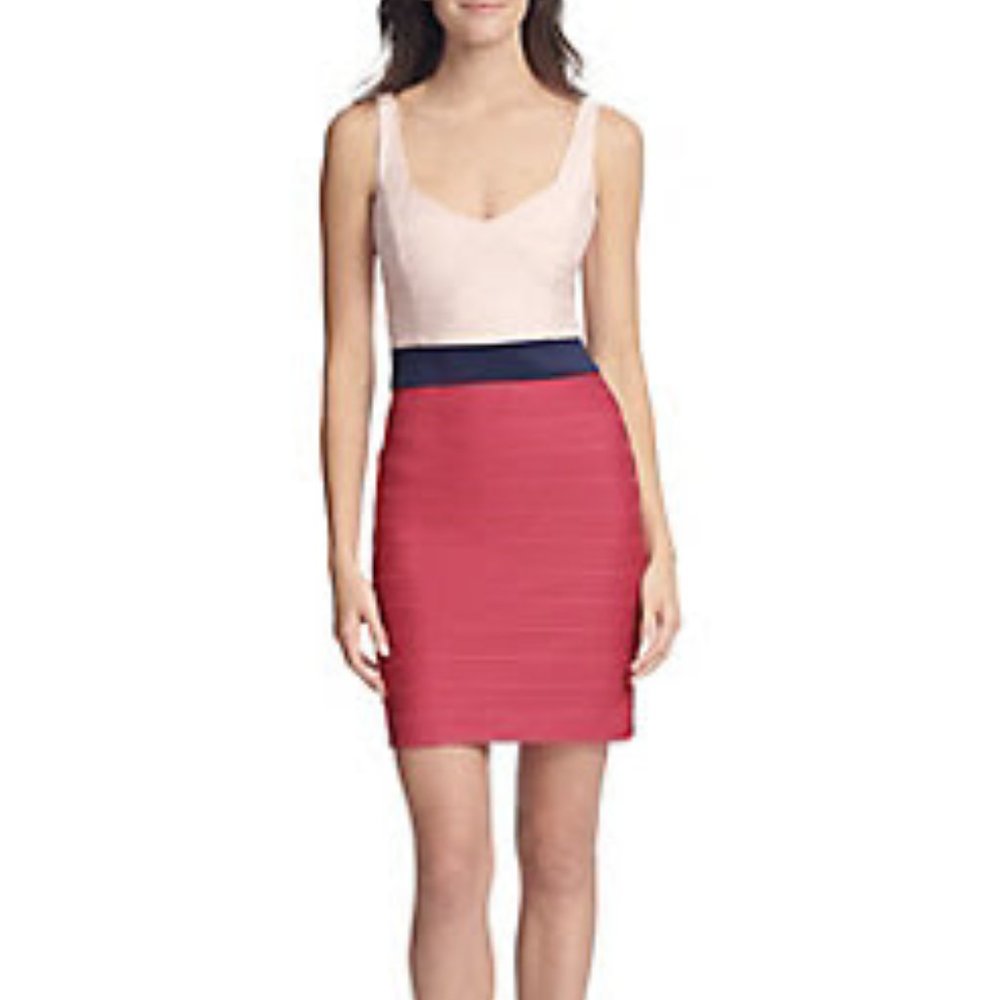 Guess  Colorblock Bandage Bodycon Dress Color: BLUSH BERRY Size: 10